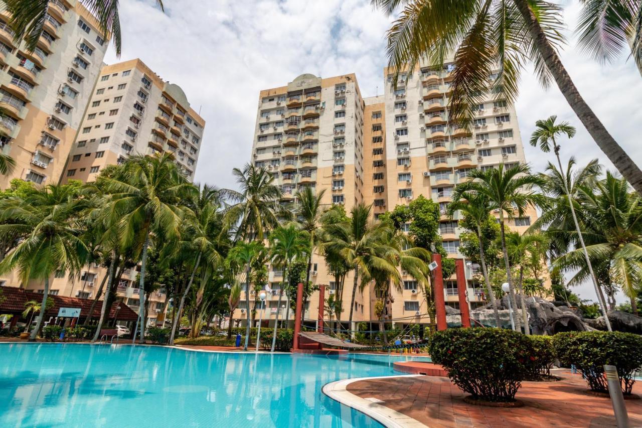 Condo At Melaka Raya By Idealhub Malacca Exterior foto